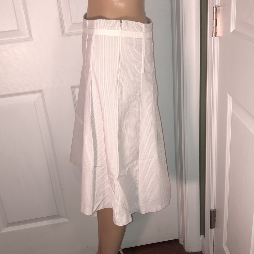 Gap "gapstretch" White Skirt. 4 - Picture 4 of 6